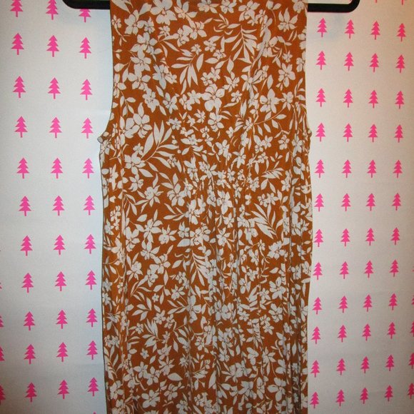 Old Navy Sleeveless Tunic - Picture 2 of 3